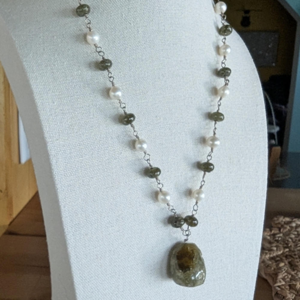 Green Quartz & Pearl Sterling Silver Necklace 18"
